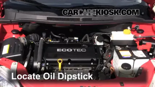 2009 Pontiac G3 1.6L 4 Cyl. Aceite Controlar nivel de aceite